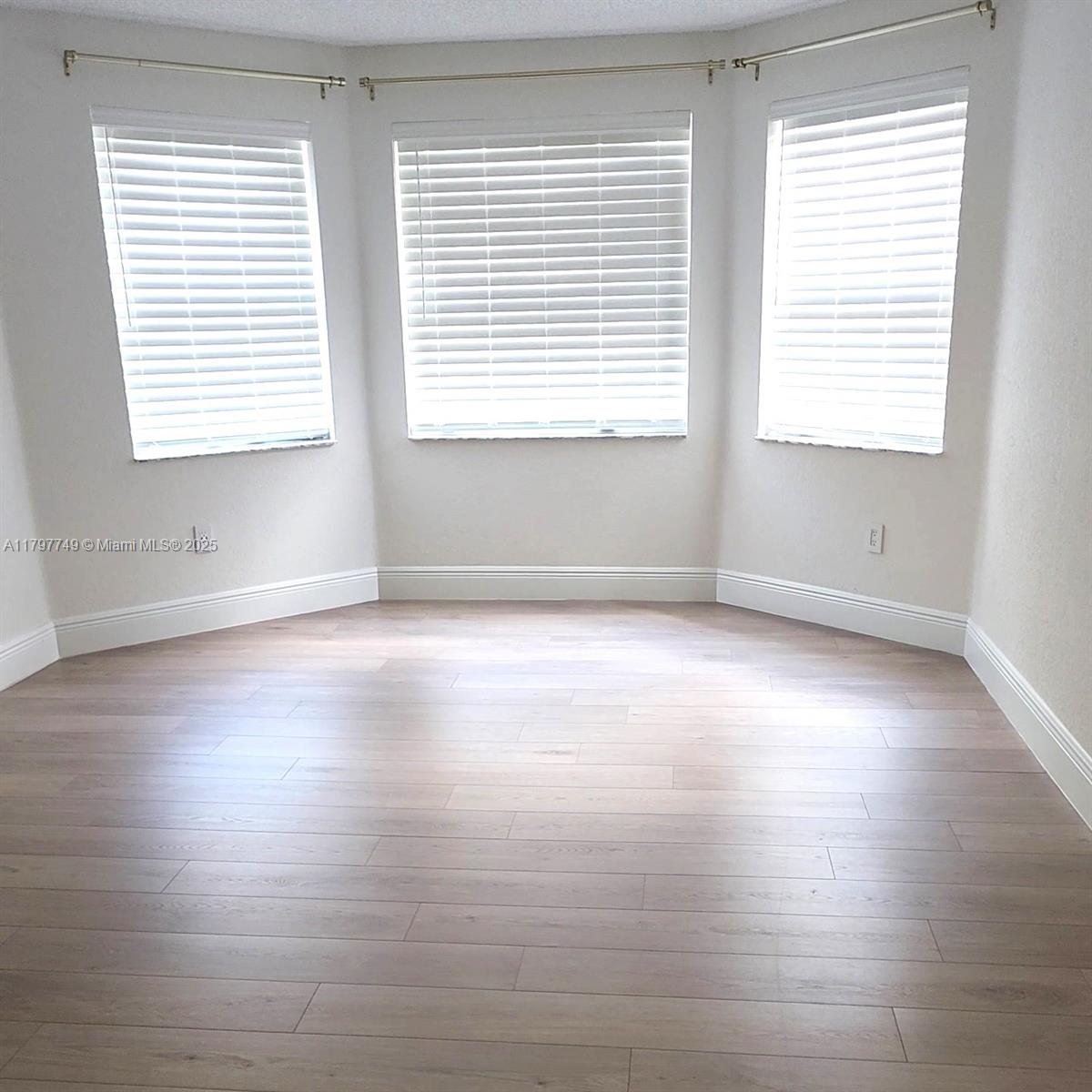 241 NW 154th Ave