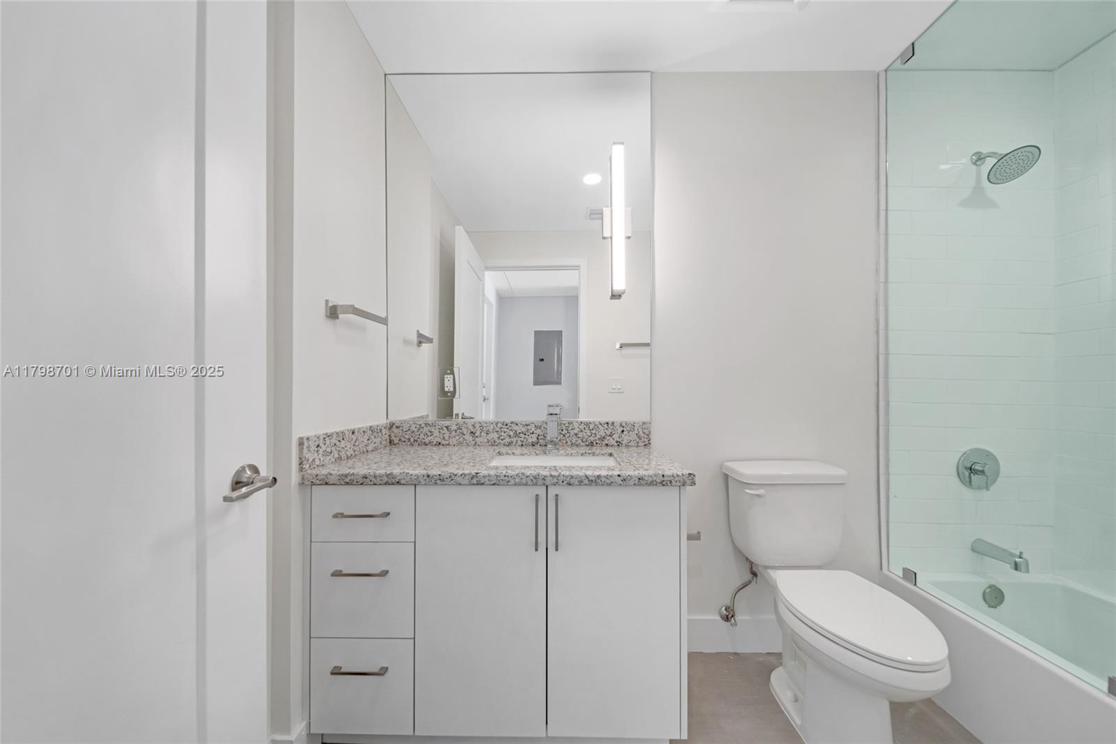 1536 NW 15th Ave # 205