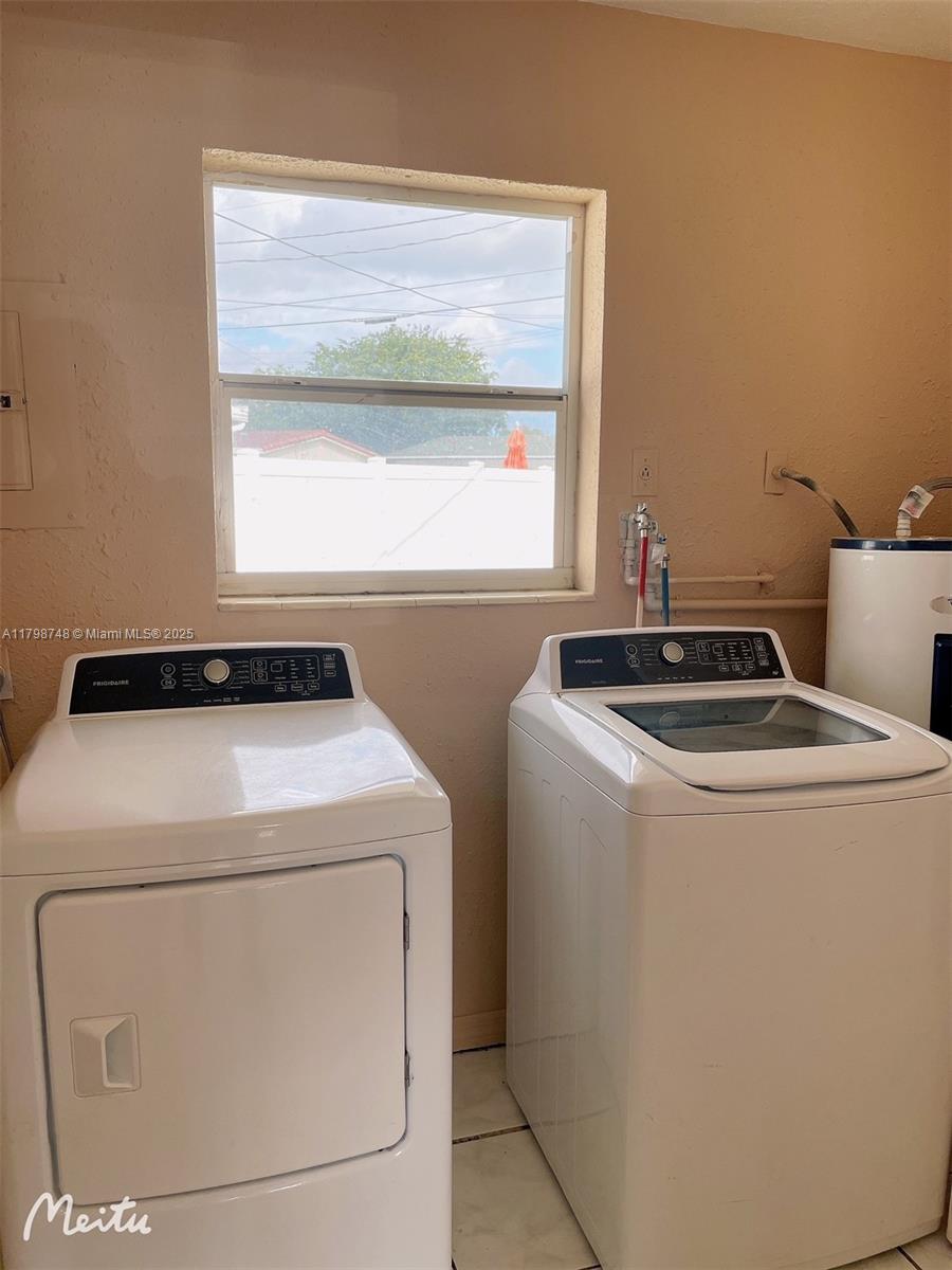 600 NW 38th Ave