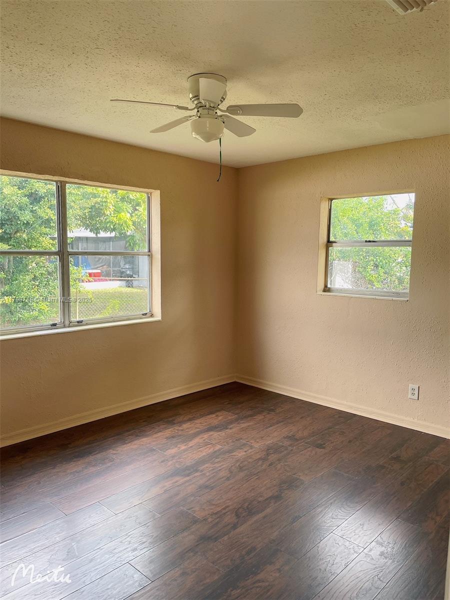 600 NW 38th Ave