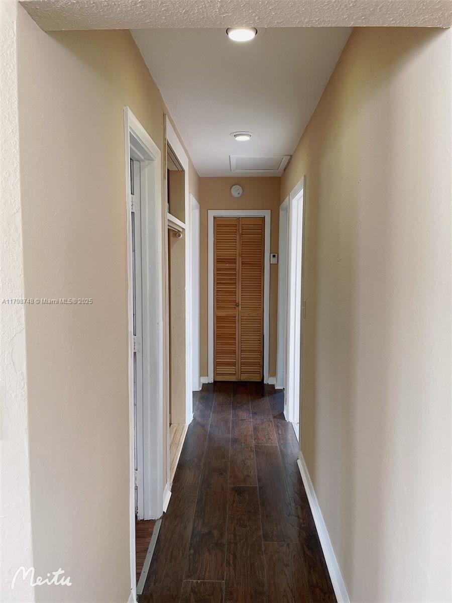 600 NW 38th Ave