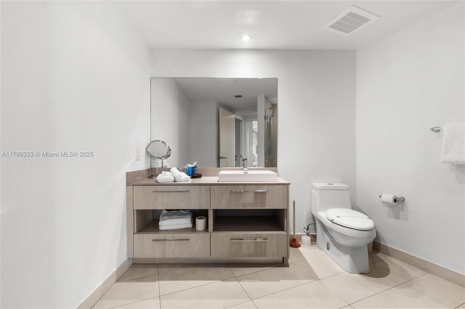 4111 S Ocean Dr # 2307