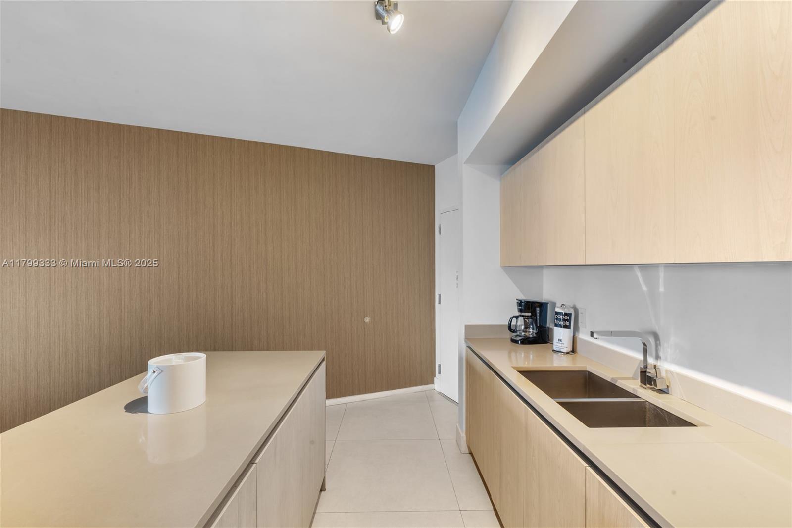 4111 S Ocean Dr # 2307