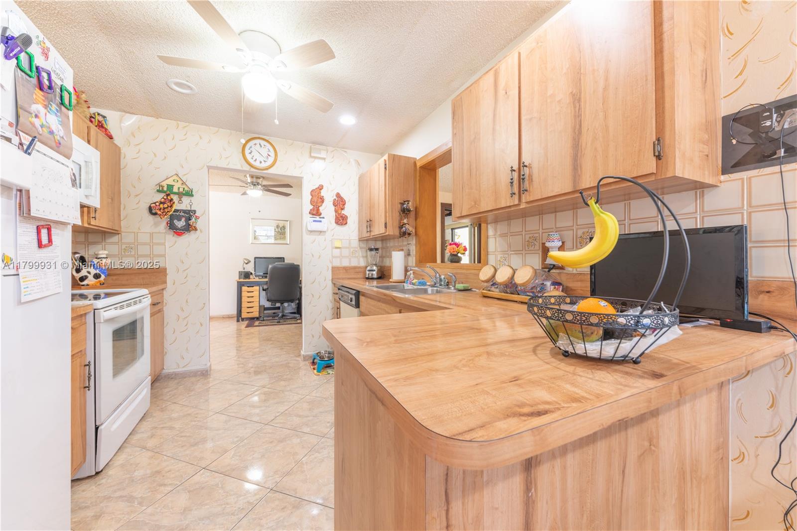 5220 NW 26th Ct