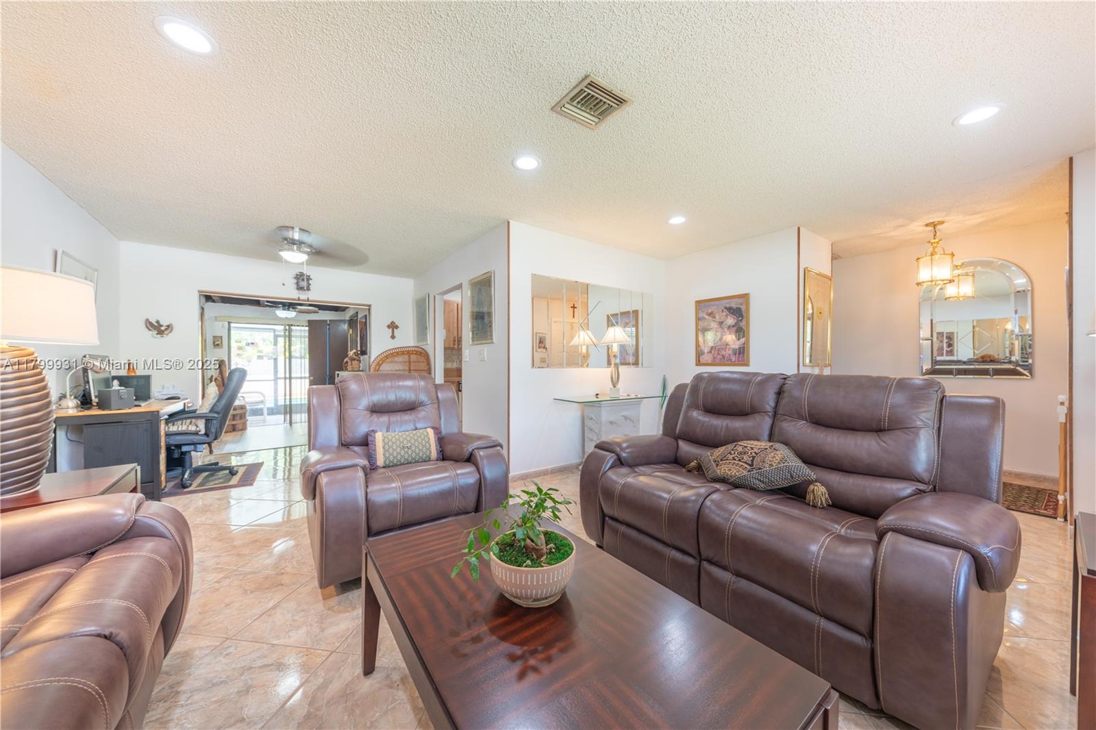 5220 NW 26th Ct