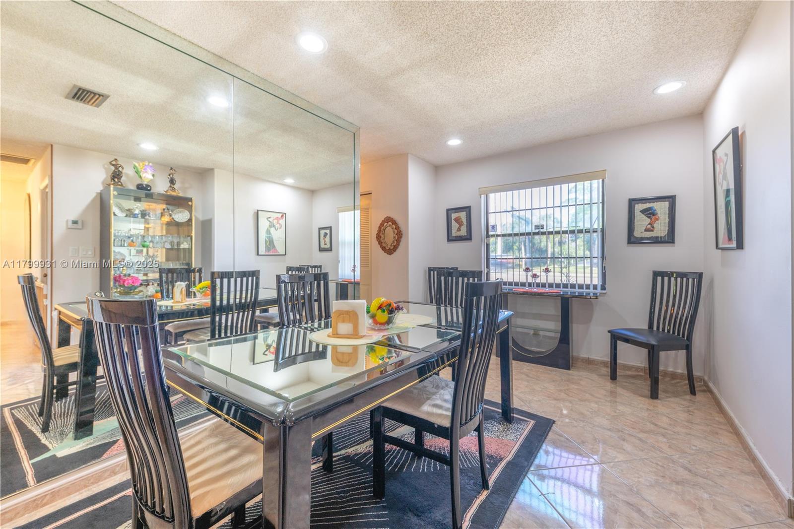 5220 NW 26th Ct
