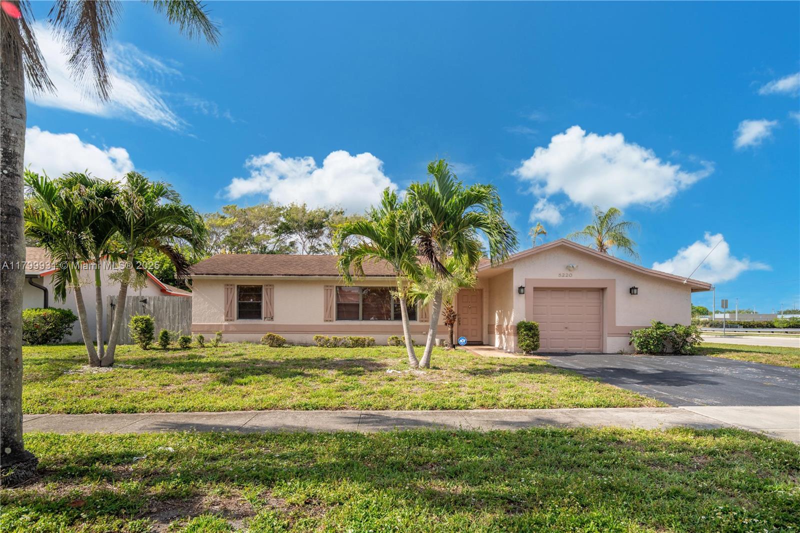 5220 NW 26th Ct