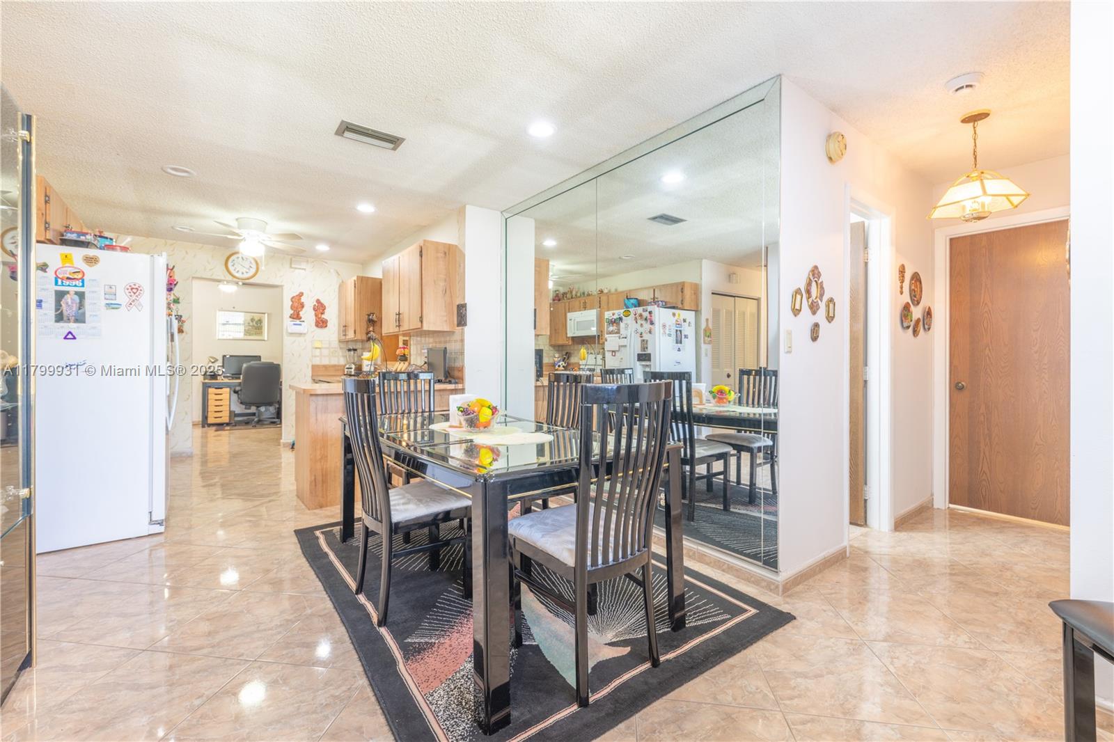 5220 NW 26th Ct