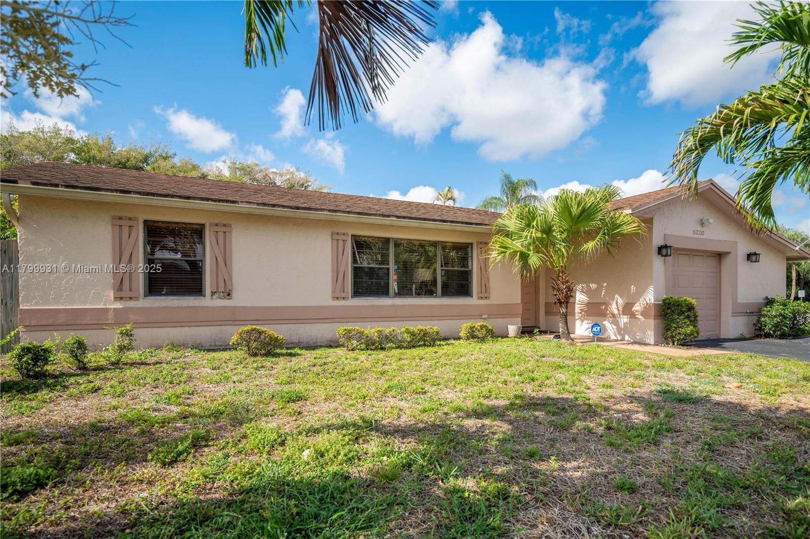 5220 NW 26th Ct