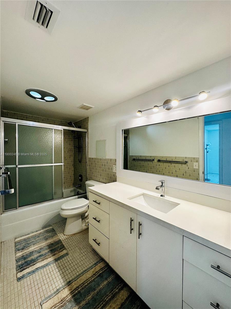 1501 S Ocean Dr # 1202