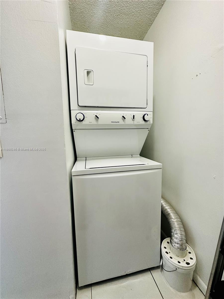 1501 S Ocean Dr # 1202