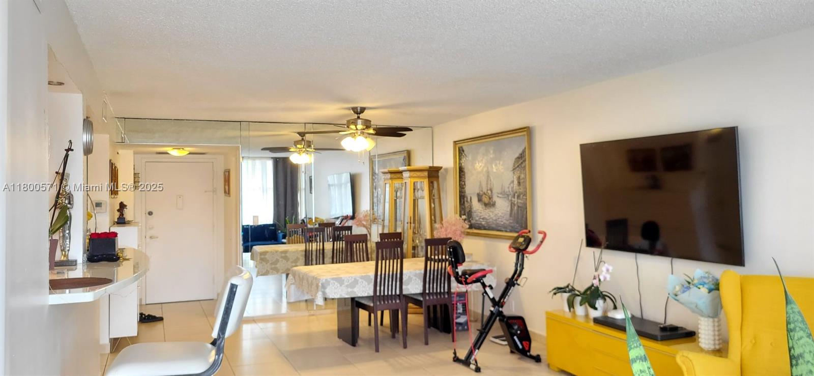800 Parkview Dr # 619