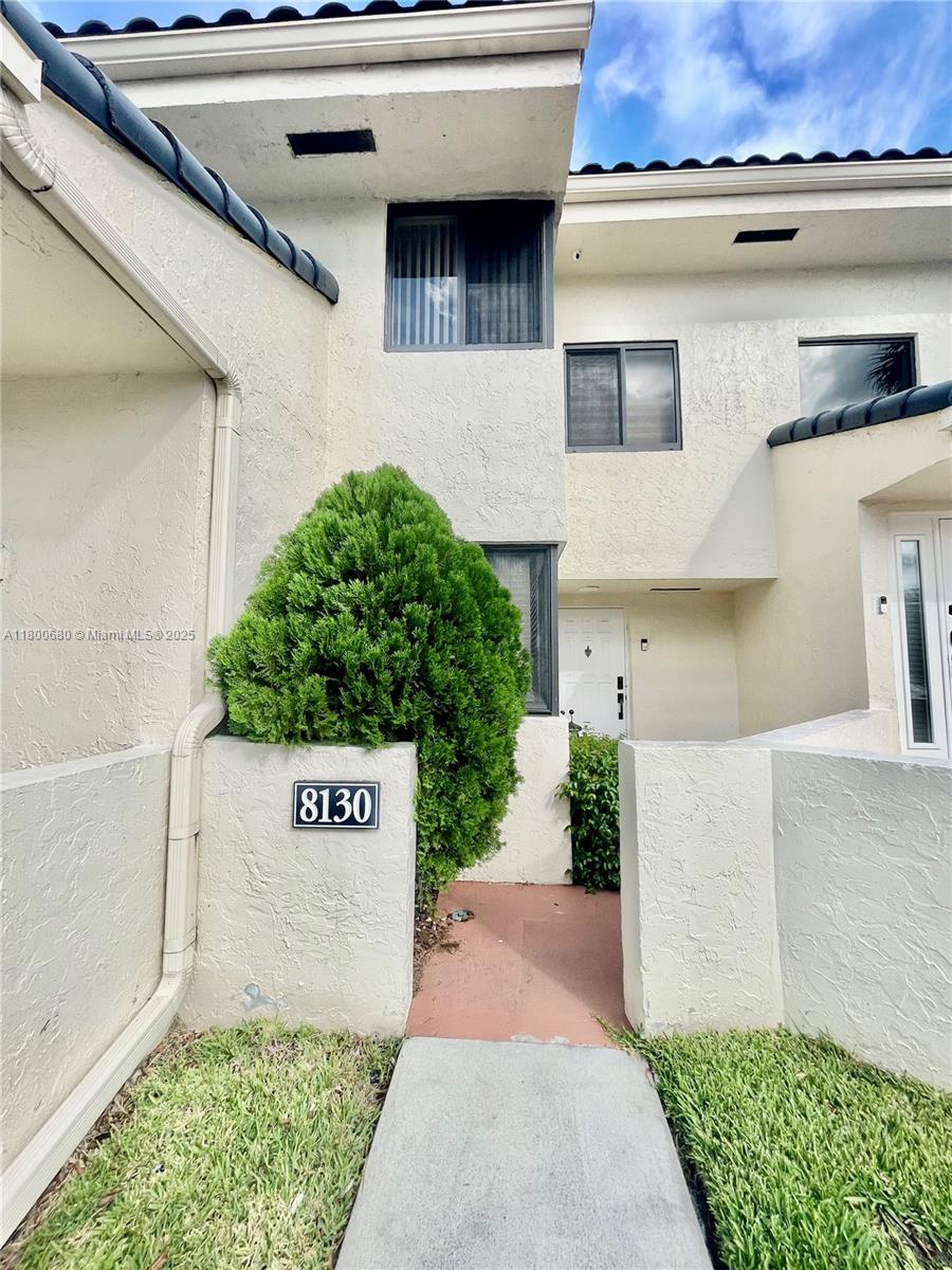 8130 NW 15th Mnr # 8130
