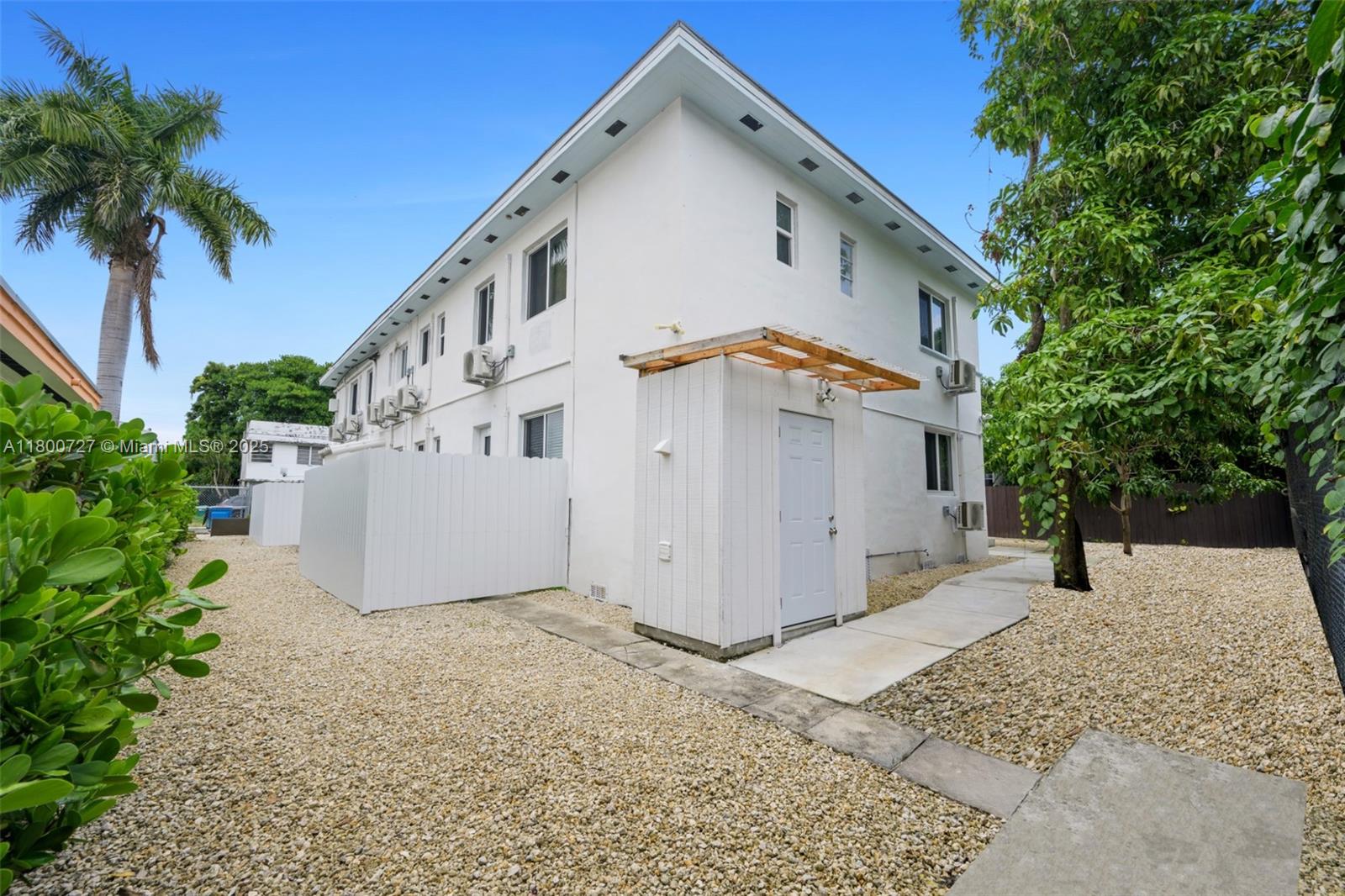 550 NE 82nd Ter # 5