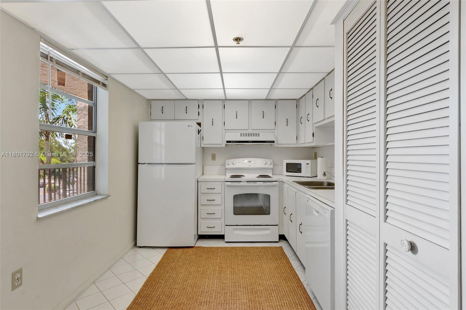 3940 Inverrary Blvd # A Unit: 408-A