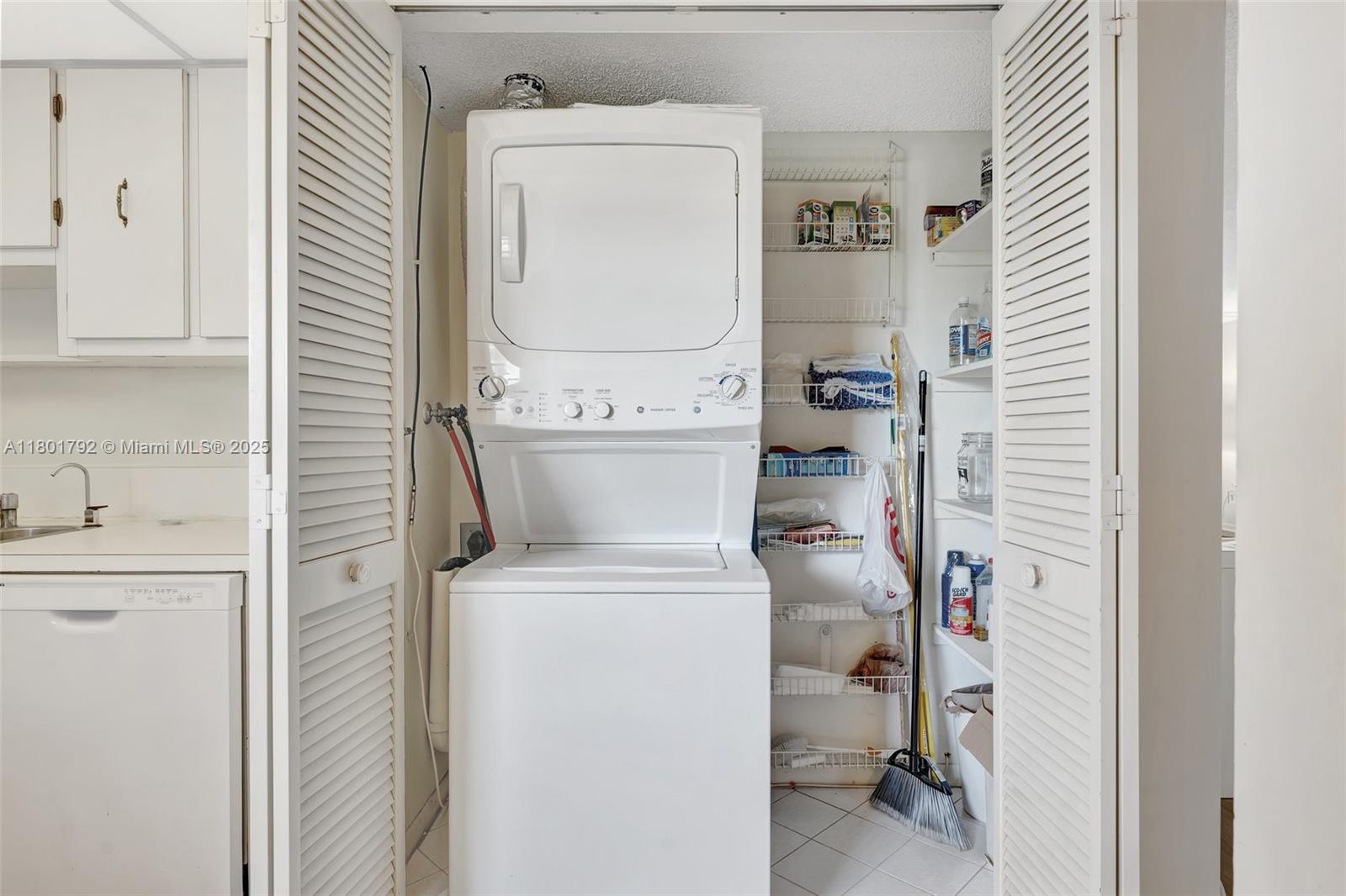 3940 Inverrary Blvd # A Unit: 408-A