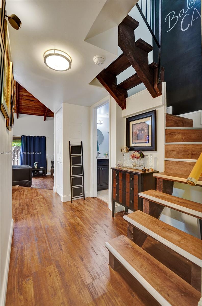 1951 SW 81st Ter
