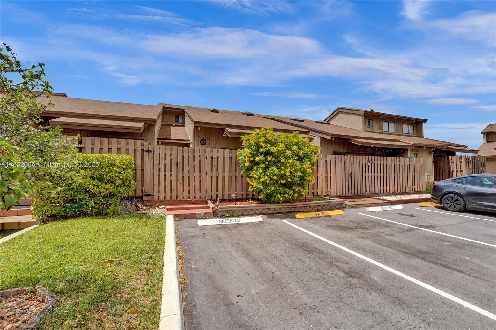 1951 SW 81st Ter