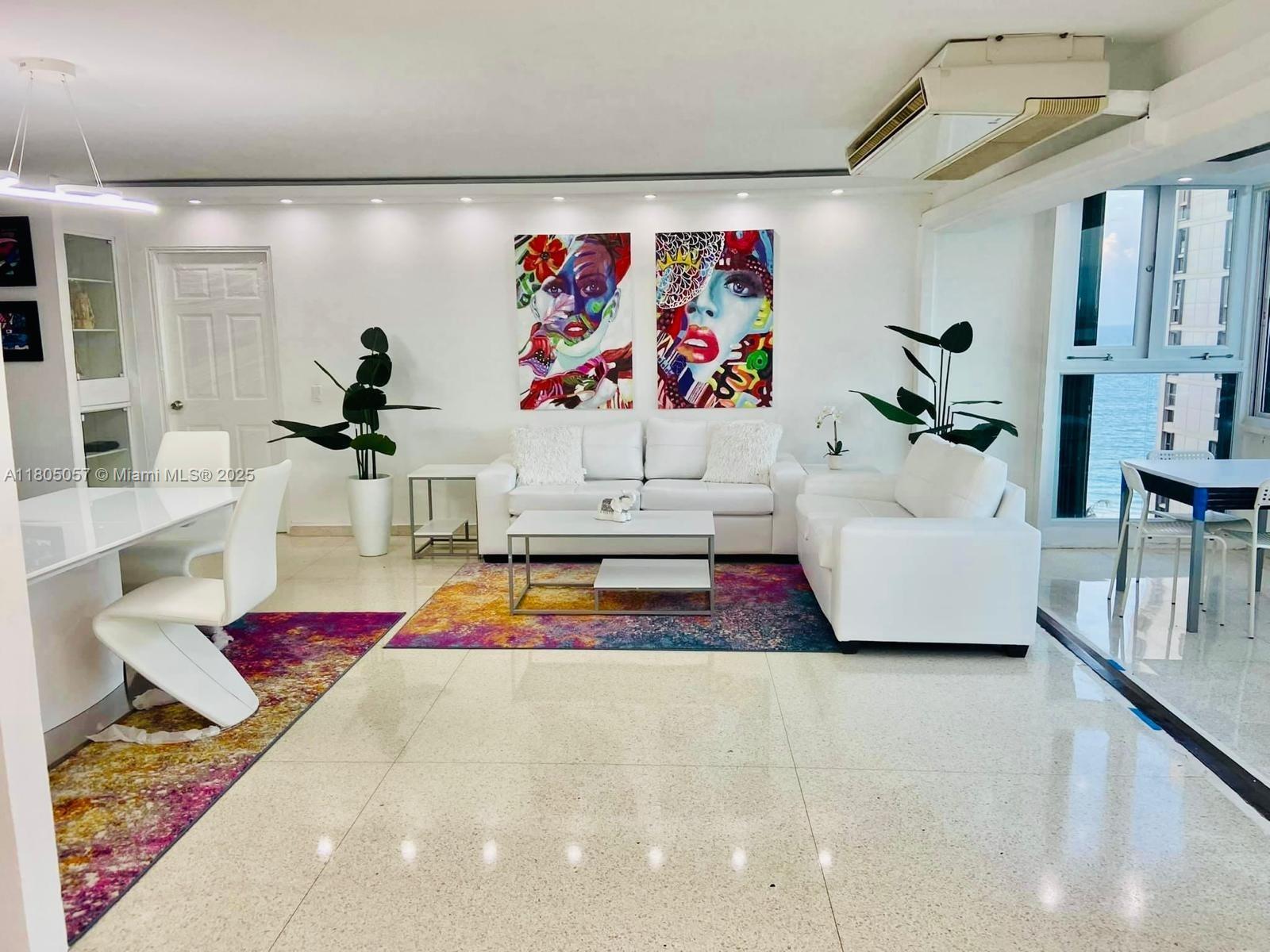 4429 Isla Verde # 1002