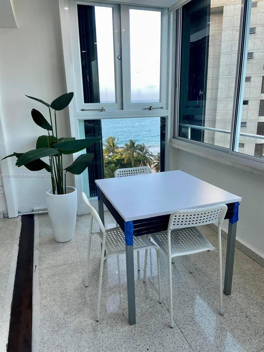 4429 Isla Verde # 1002