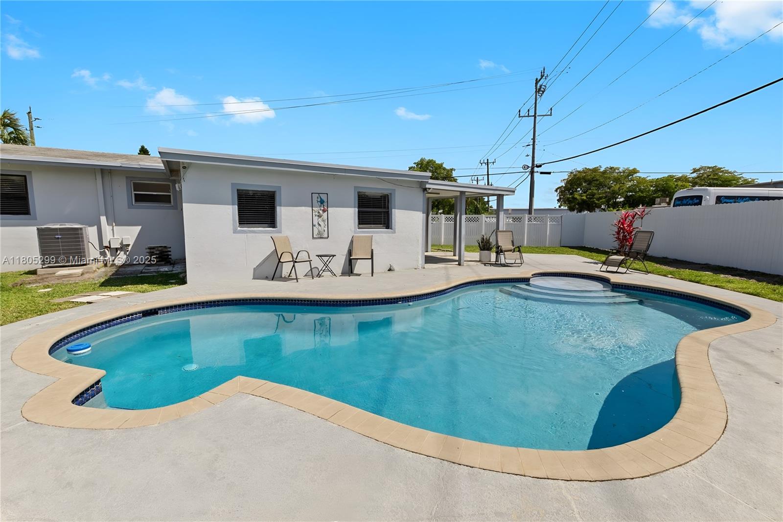 1708 NW 58th Ave