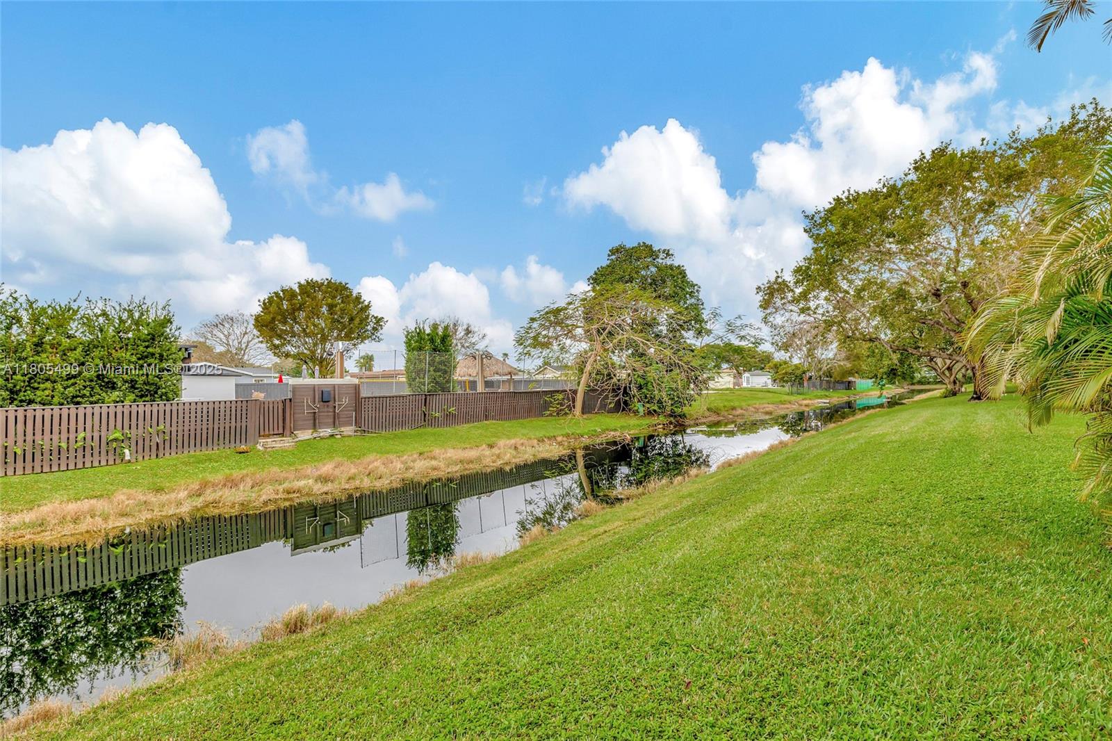 6770 Royal Palm Blvd # 206L