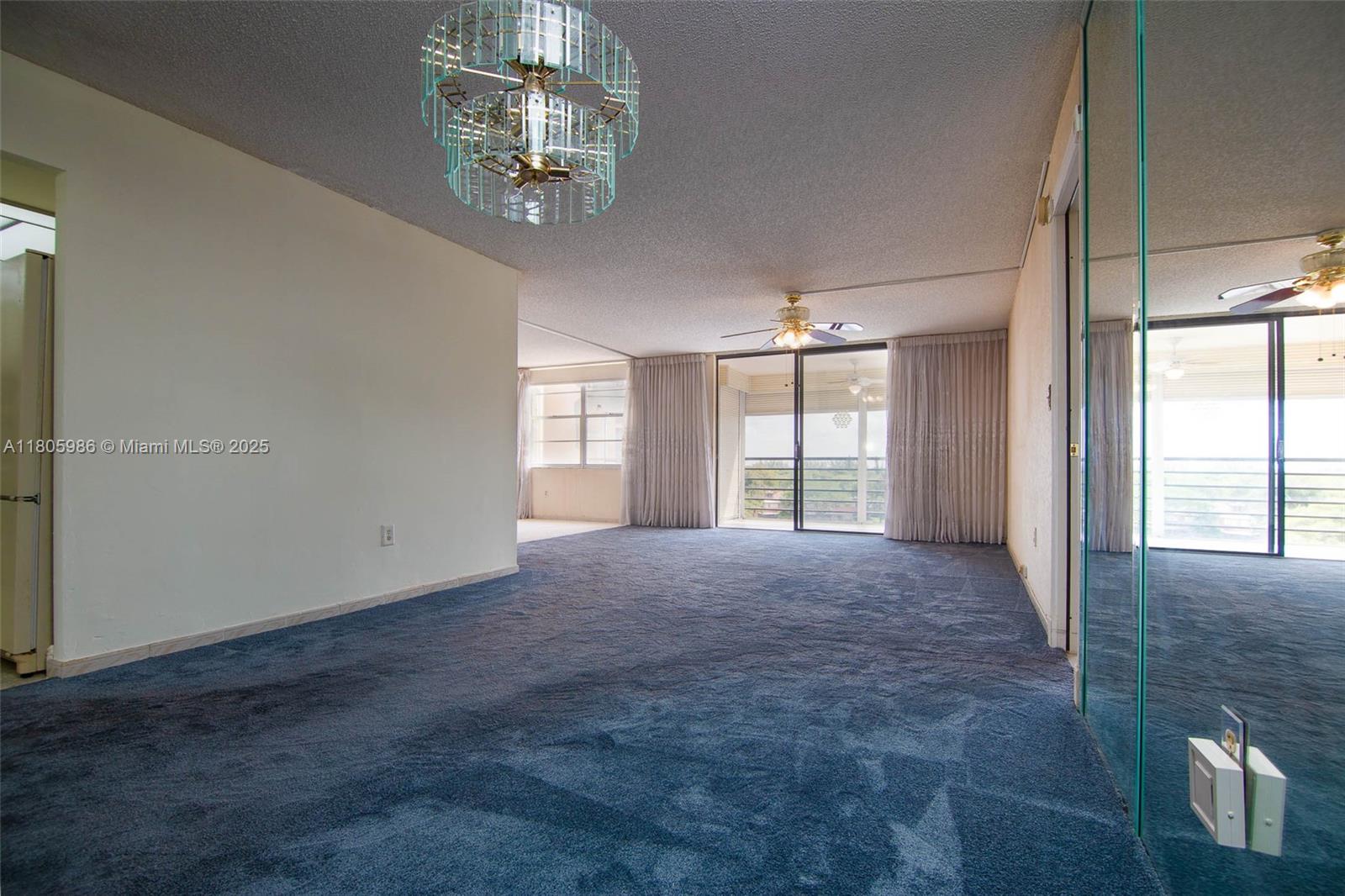 900 Saint Charles Pl # 616