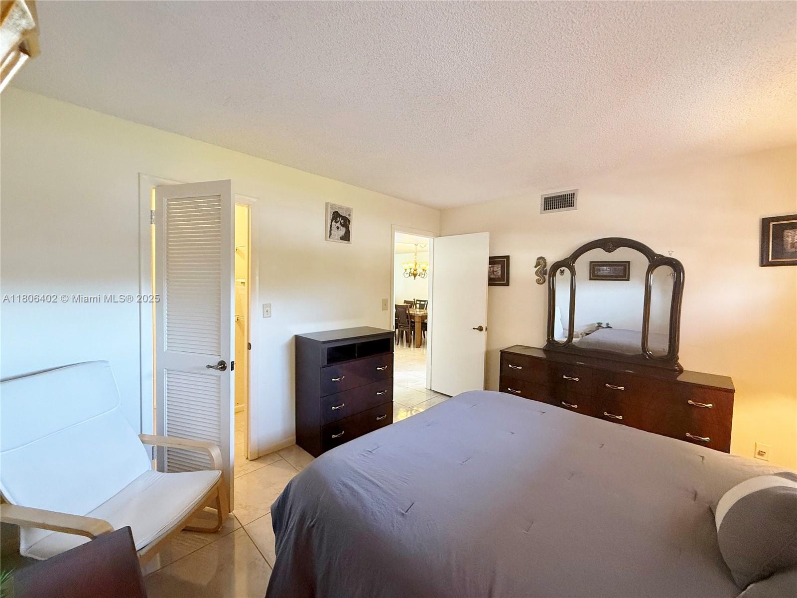 9820 S Hollybrook Lake Dr # 202