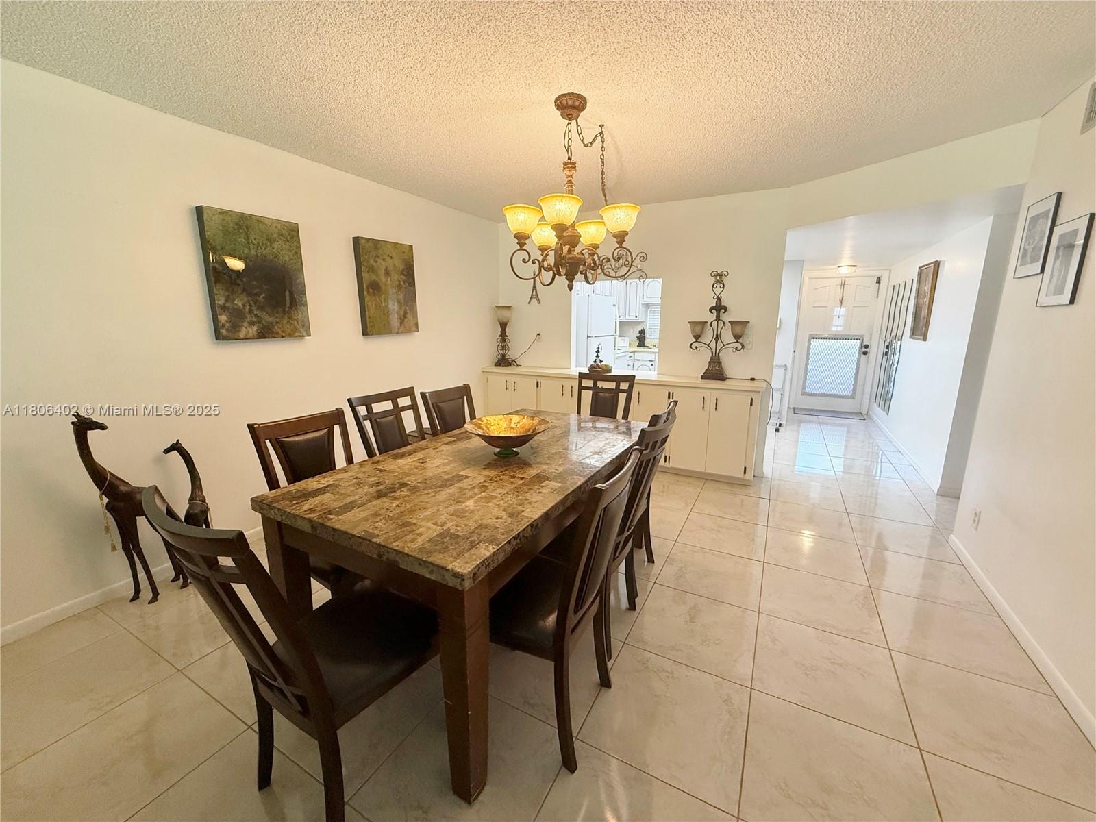 9820 S Hollybrook Lake Dr # 202