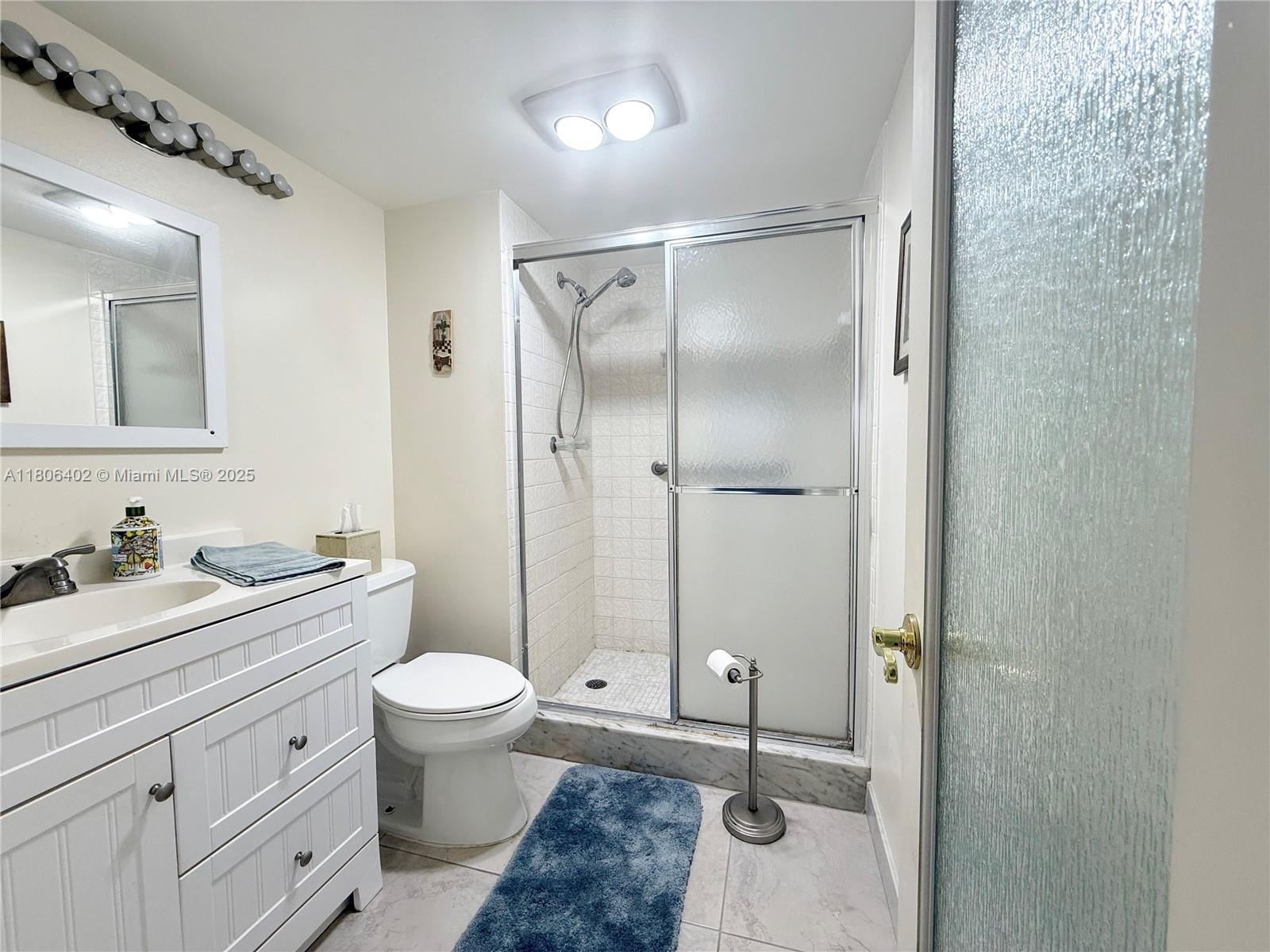 9820 S Hollybrook Lake Dr # 202