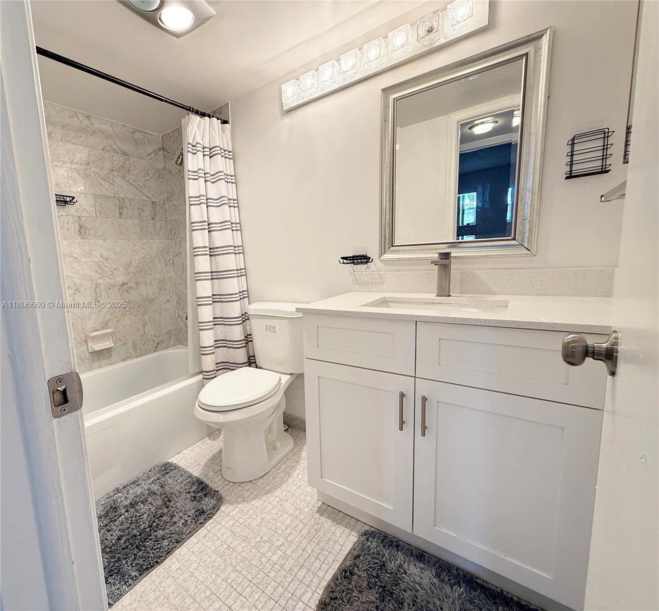 8970 S Hollybrook Blvd # 202