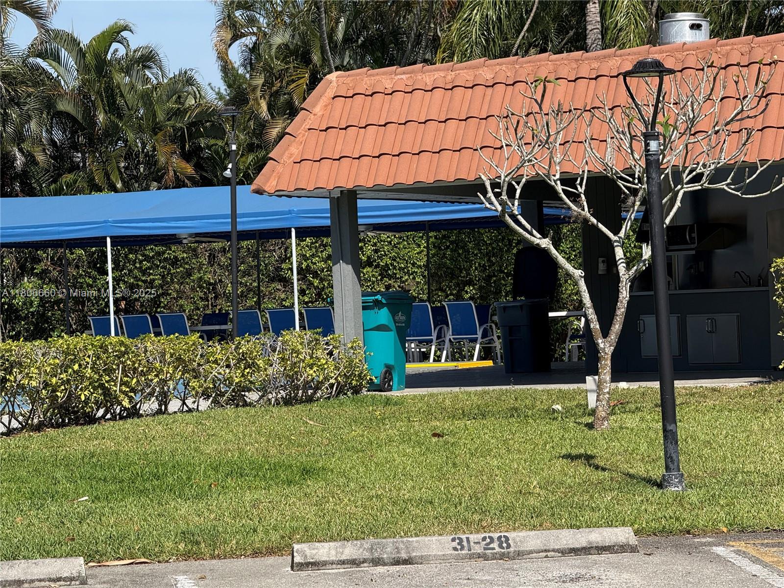 8970 S Hollybrook Blvd # 202