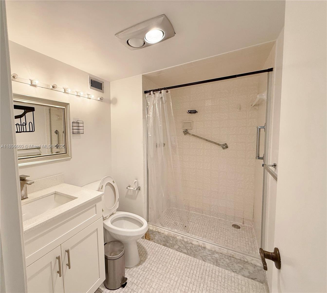 8970 S Hollybrook Blvd # 202