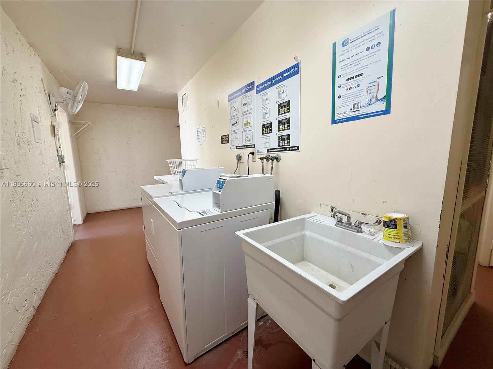 8970 S Hollybrook Blvd # 202