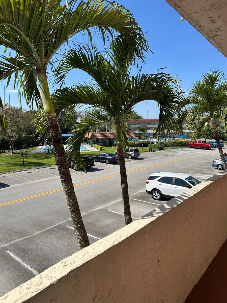 8970 S Hollybrook Blvd # 202