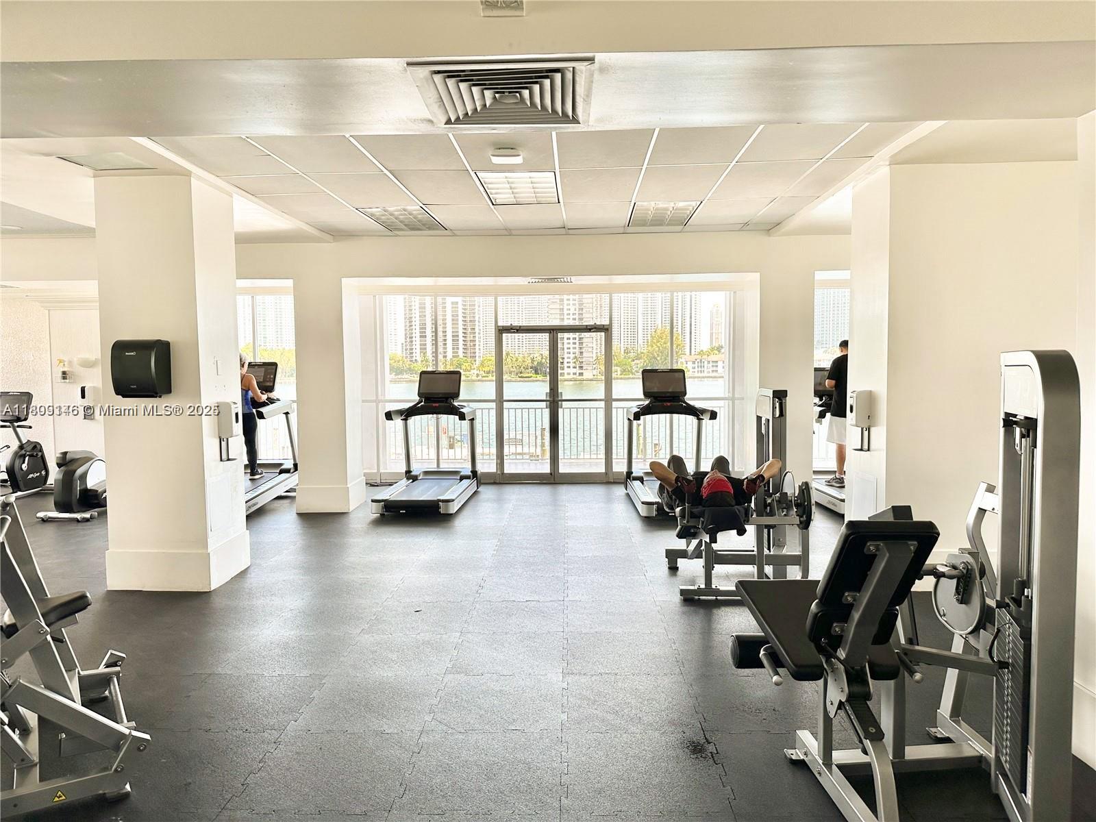 18031 Biscayne Blvd # 1502