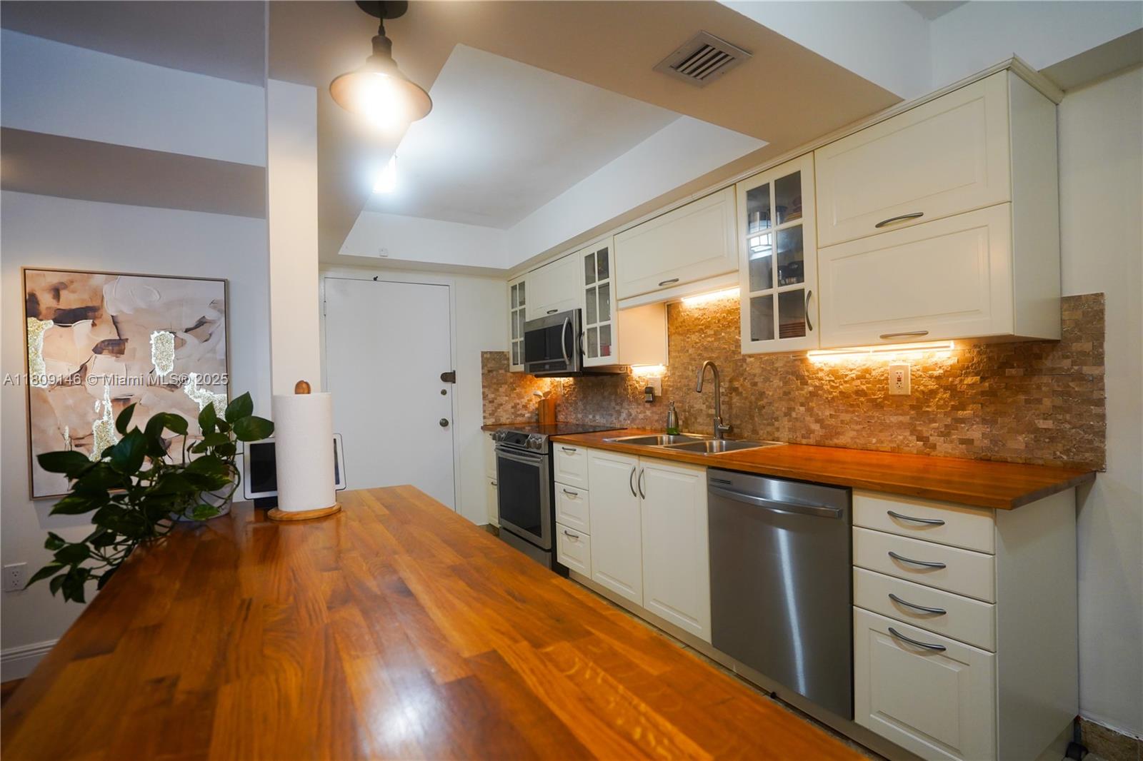 18031 Biscayne Blvd # 1502