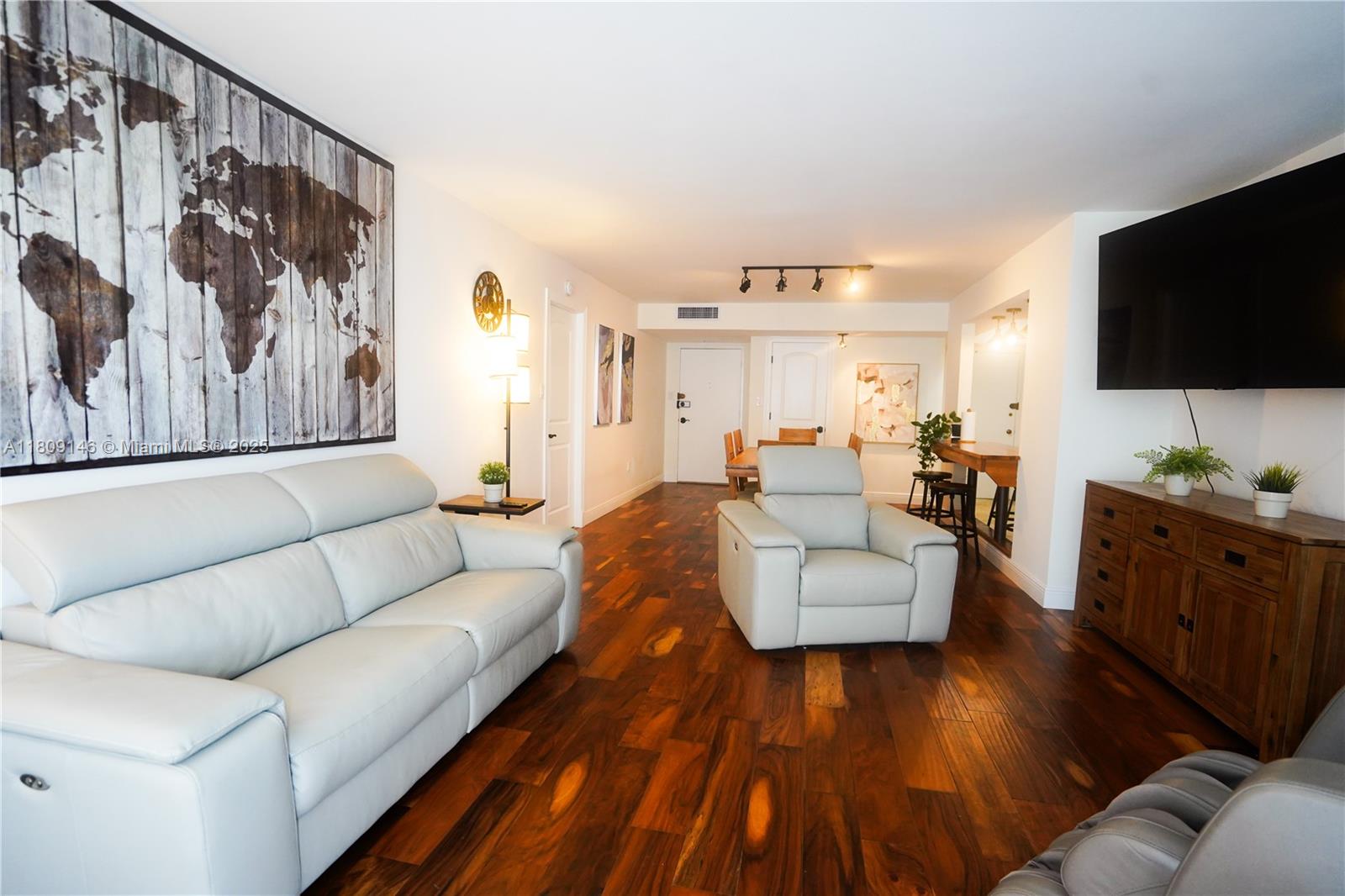 18031 Biscayne Blvd # 1502