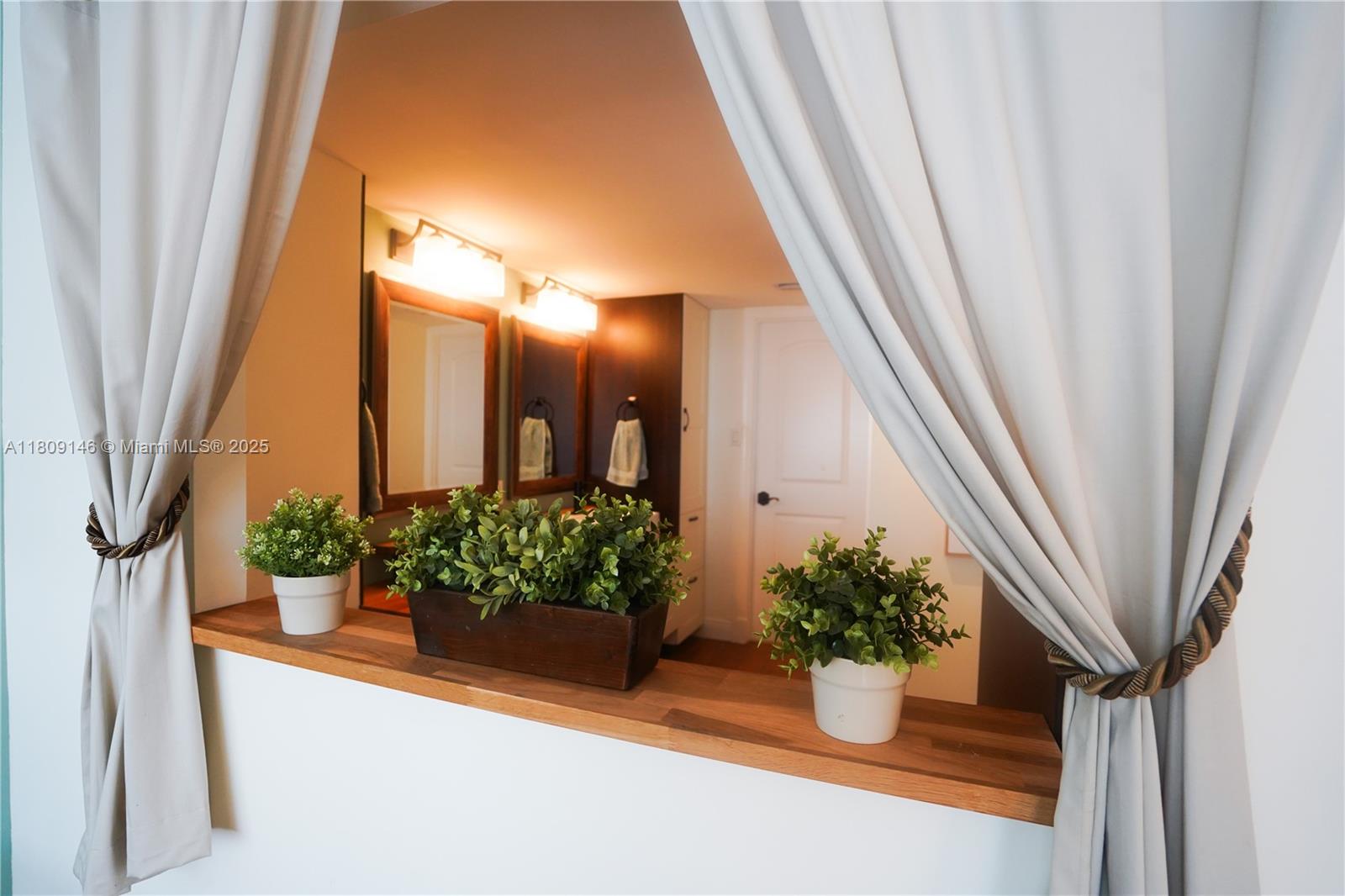 18031 Biscayne Blvd # 1502