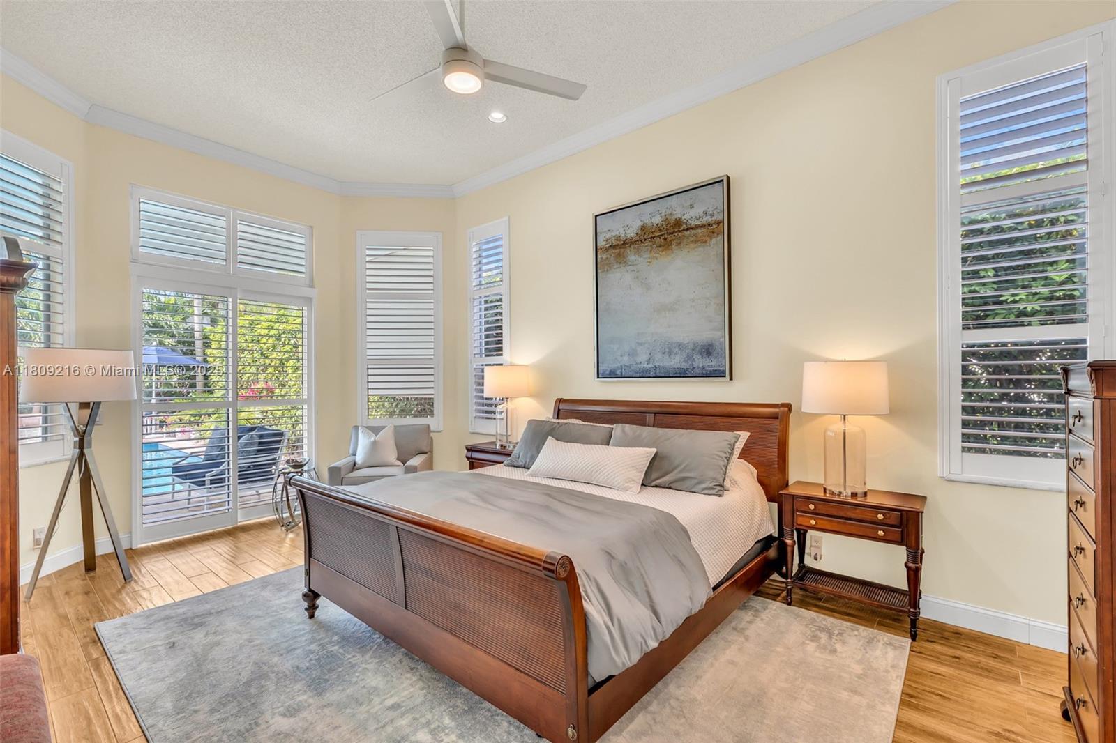 1220 Iris Court