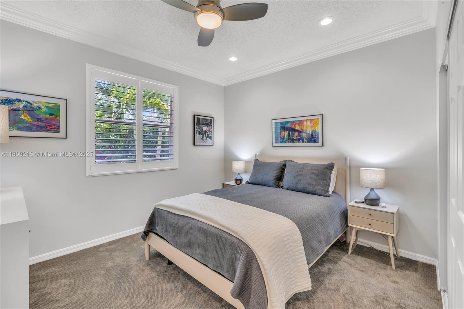 1220 Iris Court