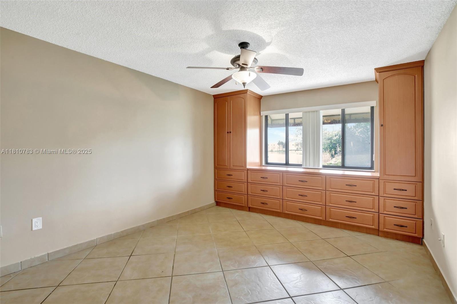 15535 Miami Lakeway N # 106