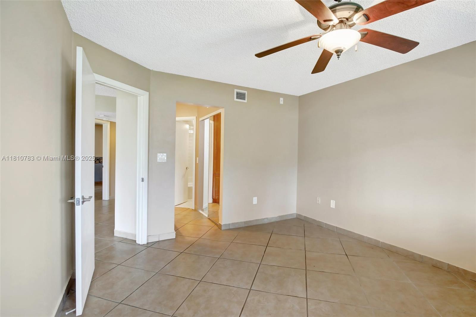 15535 Miami Lakeway N # 106