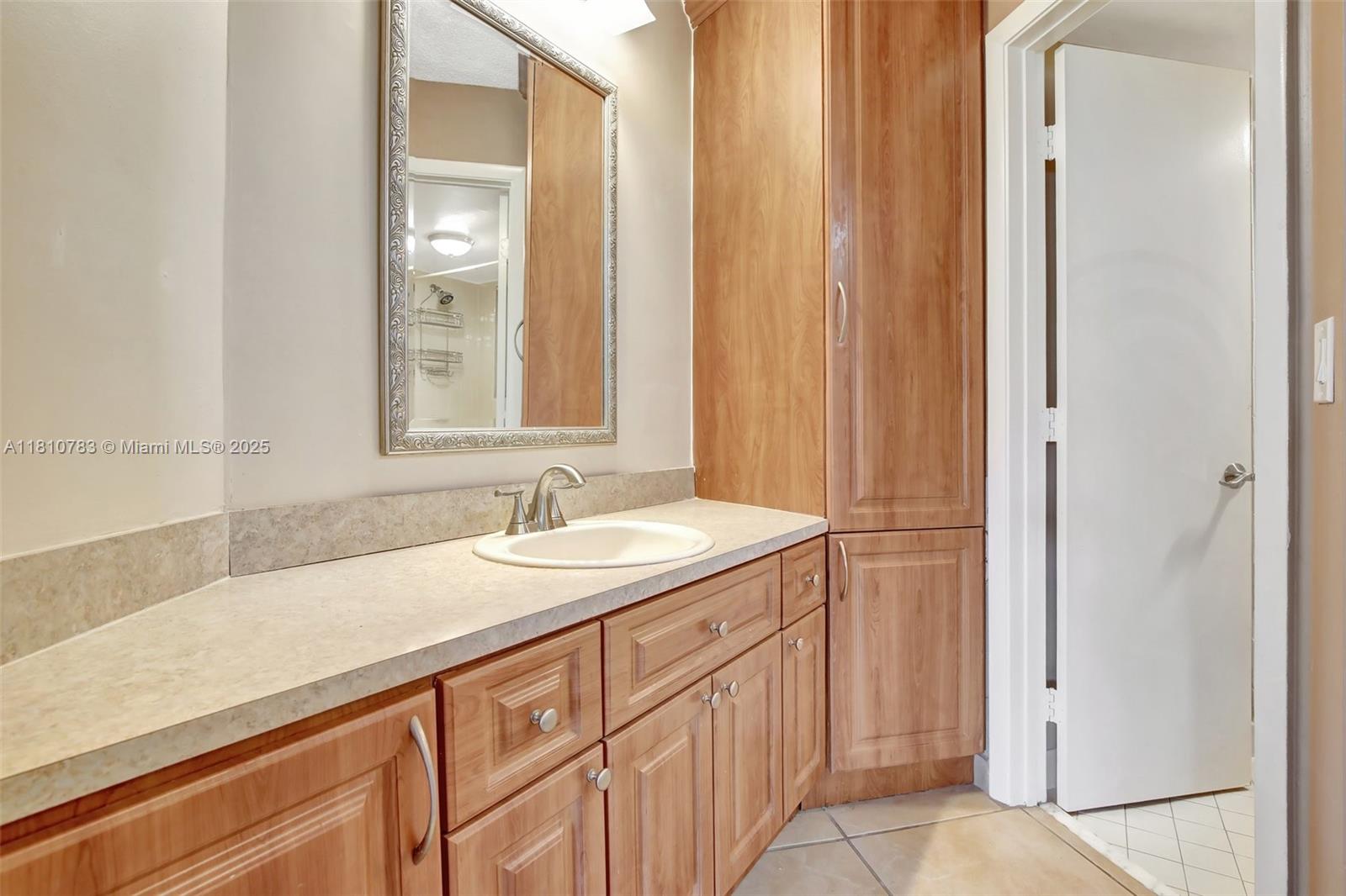 15535 Miami Lakeway N # 106