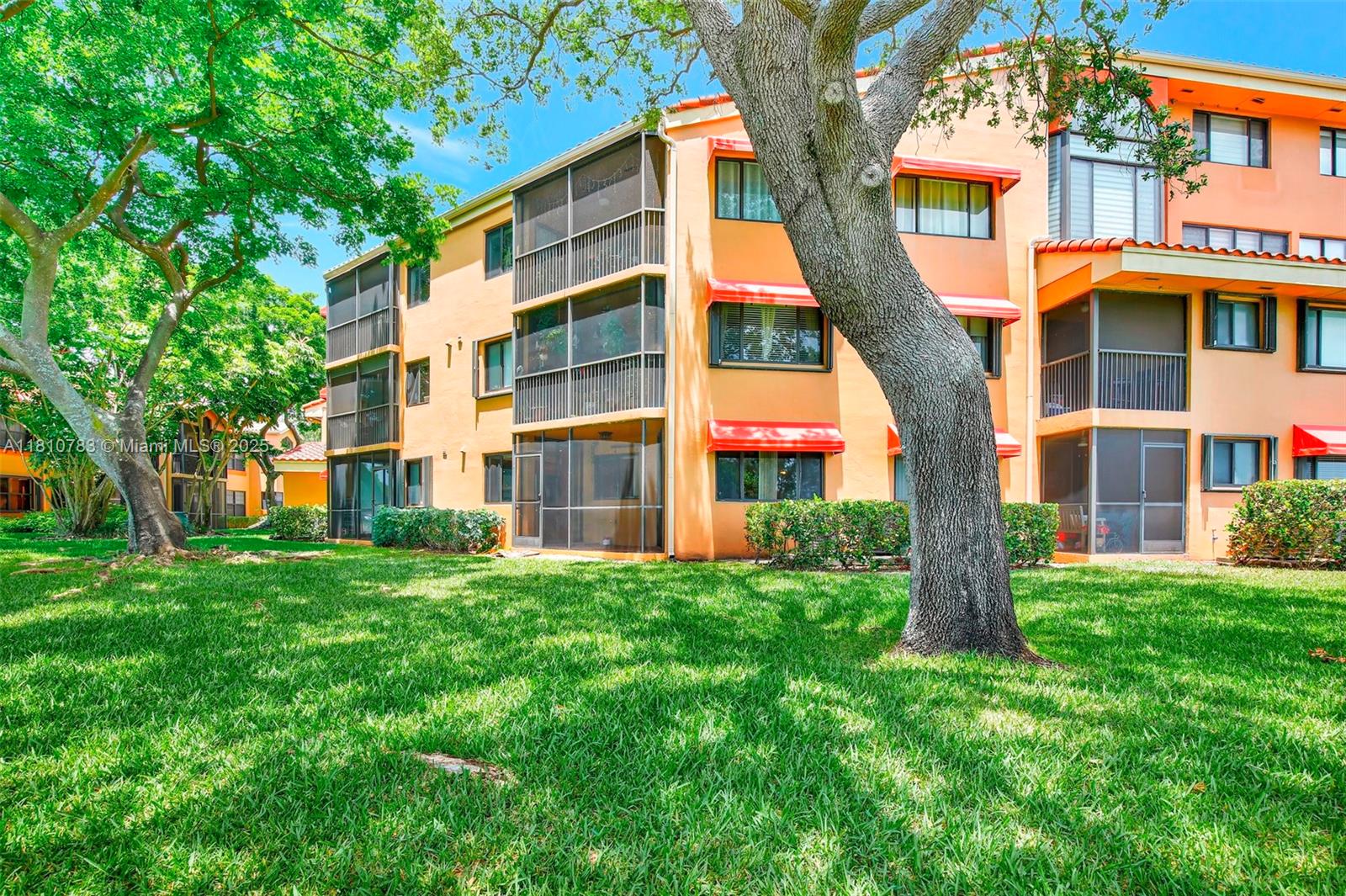 15535 Miami Lakeway N # 106