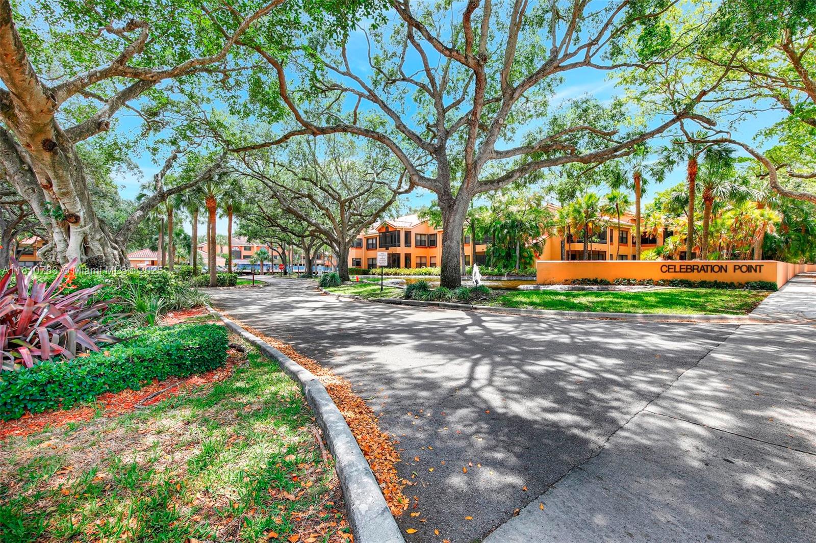 15535 Miami Lakeway N # 106