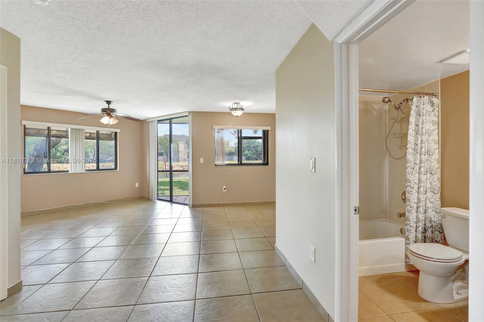 15535 Miami Lakeway N # 106