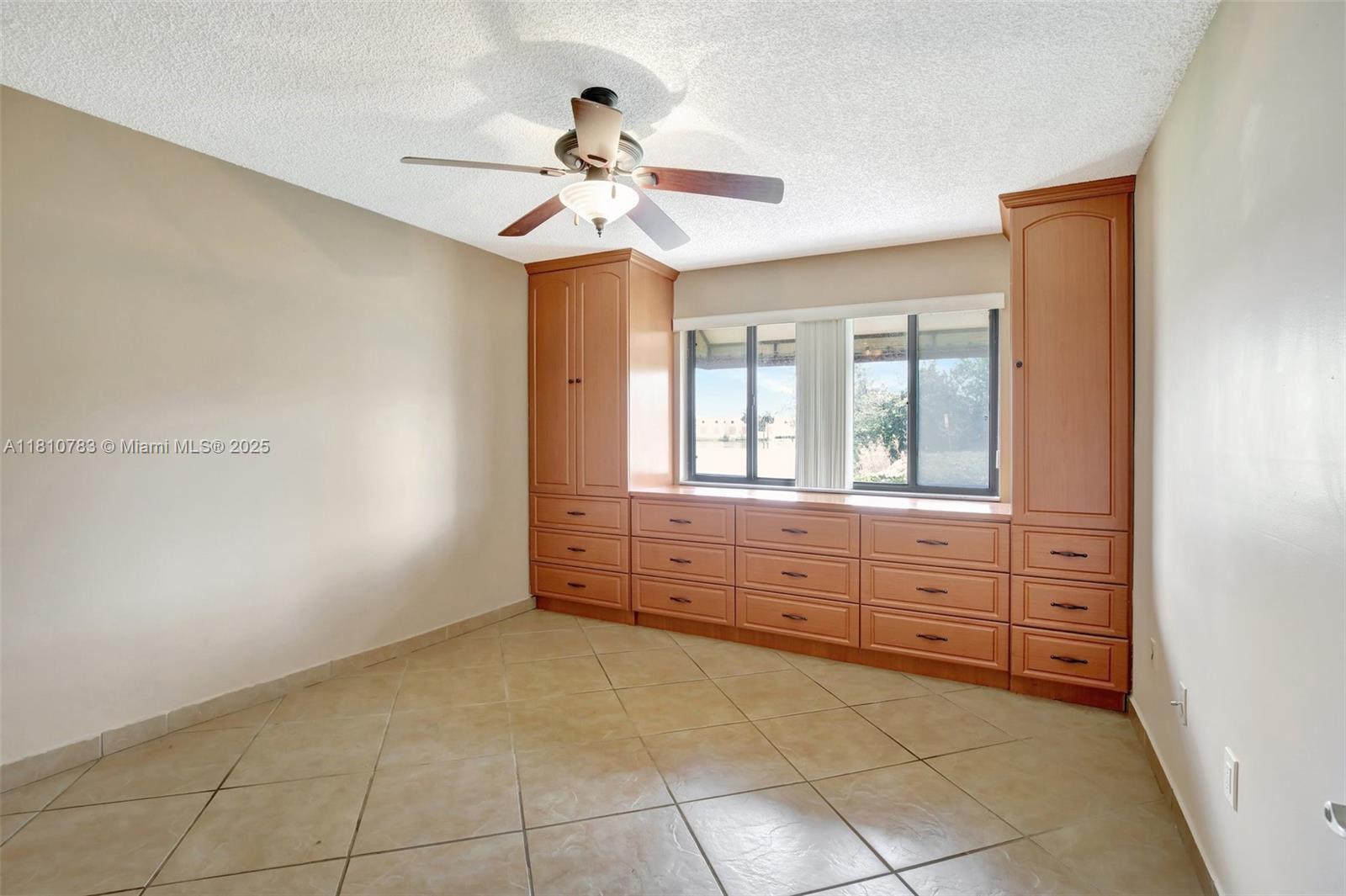15535 Miami Lakeway N # 106