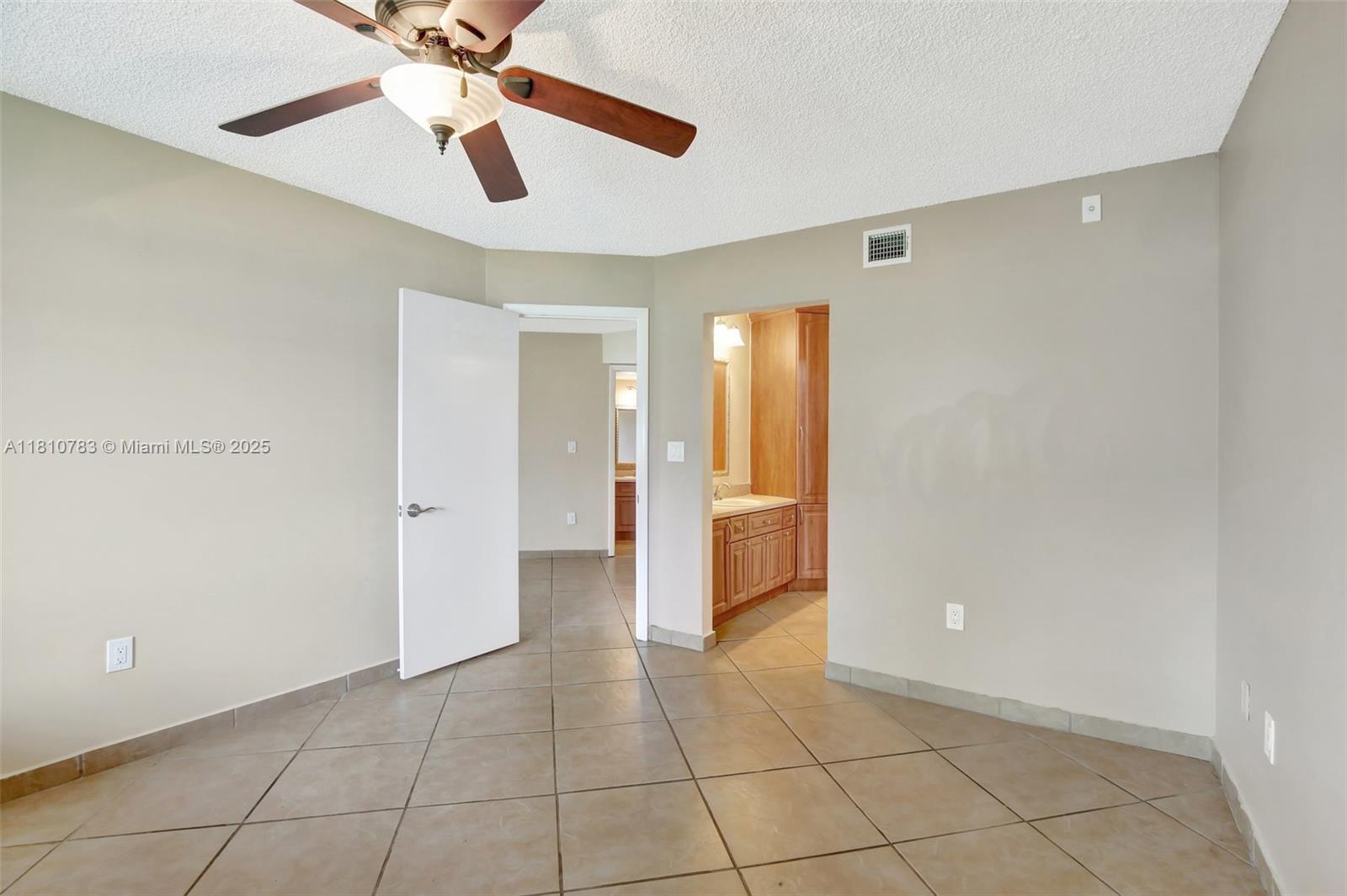15535 Miami Lakeway N # 106