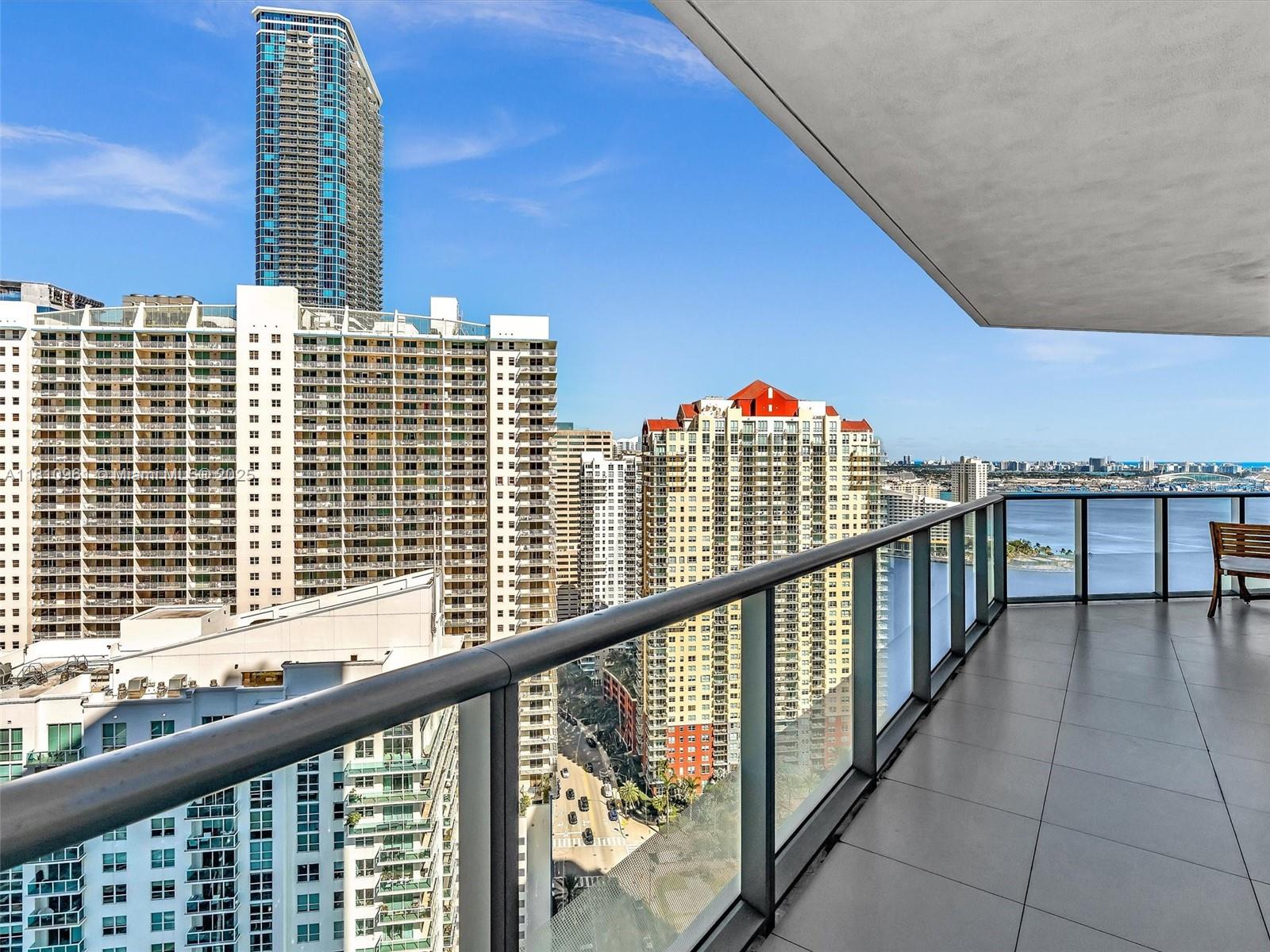 1300 Brickell Bay Dr # 3207